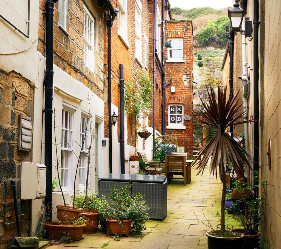 The Nest- 2 Bed * Whitby